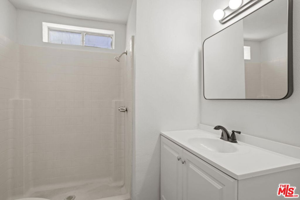 80870 Highway 111 Property Photo 22