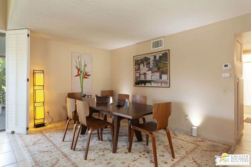 1125 S La Verne Way Property Photo 9