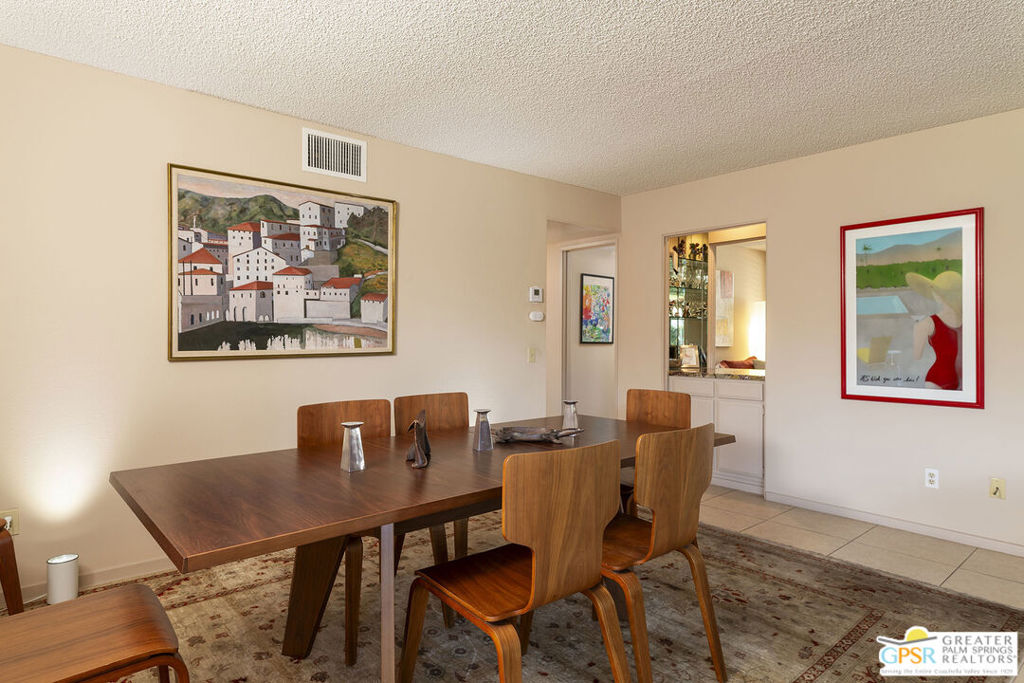 1125 S La Verne Way Property Photo 10
