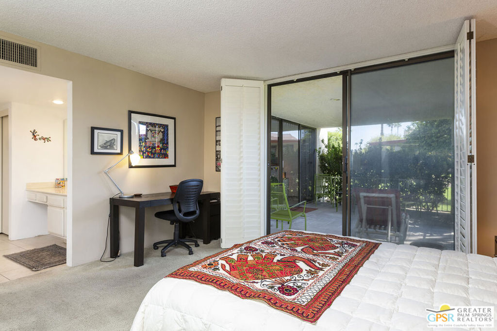 1125 S La Verne Way Property Photo 17