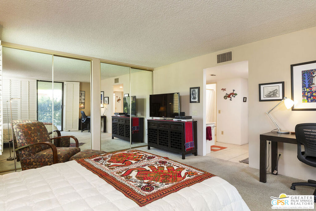 1125 S La Verne Way Property Photo 18