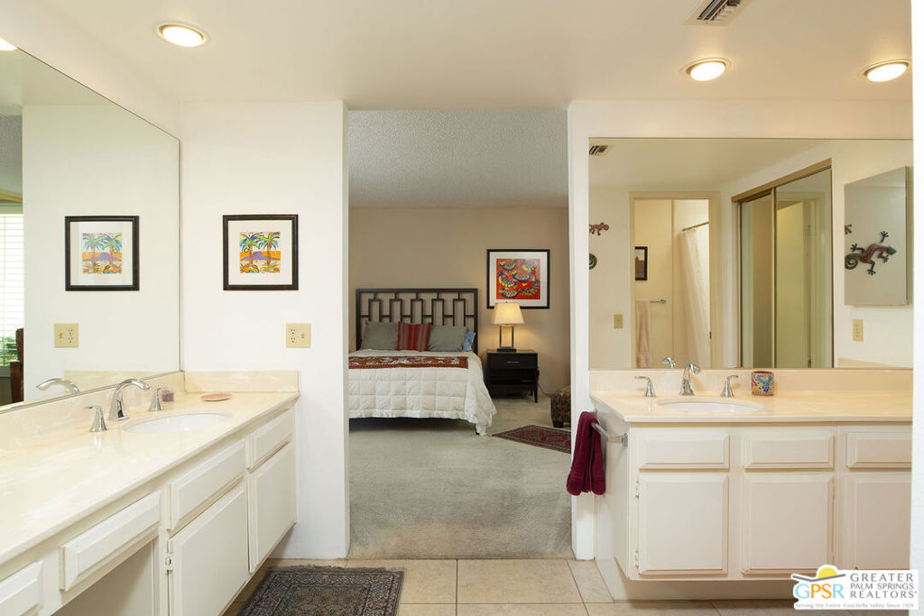 1125 S La Verne Way Property Photo 19