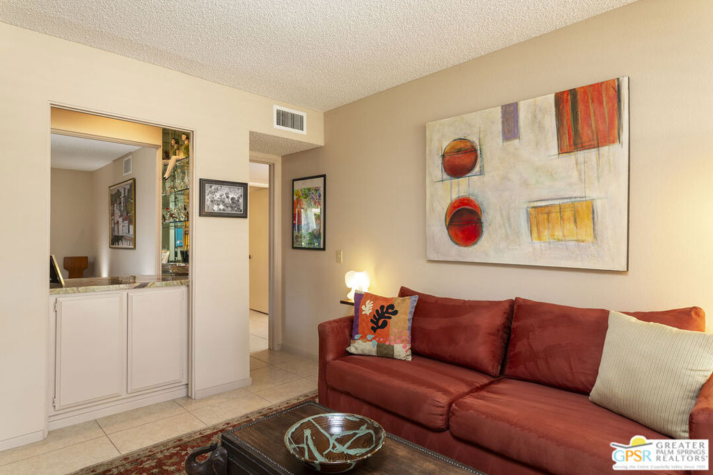 1125 S La Verne Way Property Photo 21