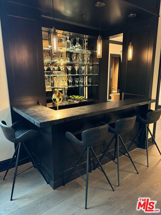 888 Toulon Drive Property Photo 15