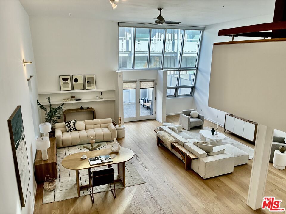 615 Hampton Drive C101 Property Photo 1