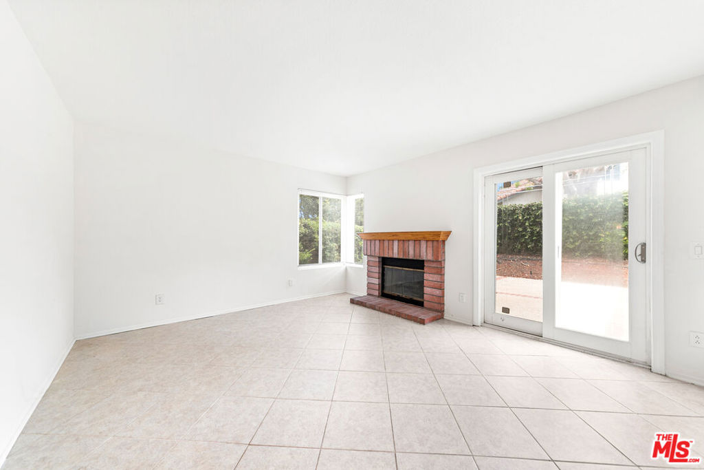 4188 Trailcrest Drive Property Photo 11