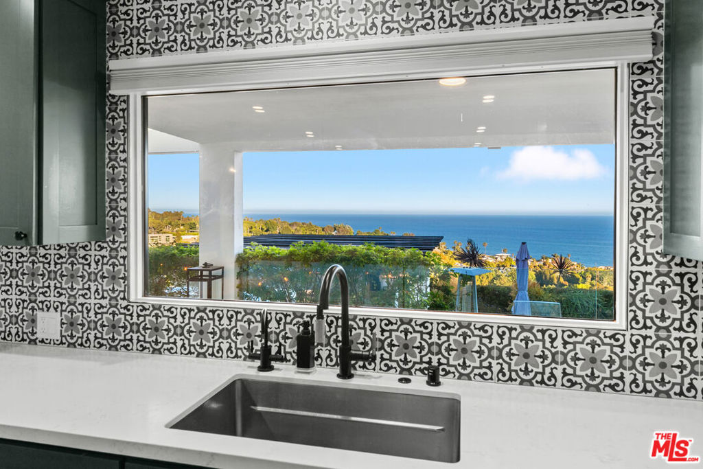 6311 Tantalus Drive Property Photo 12