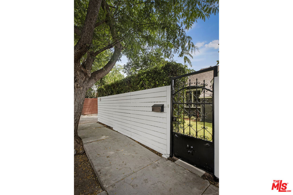 5018 Granada Street Property Photo 42