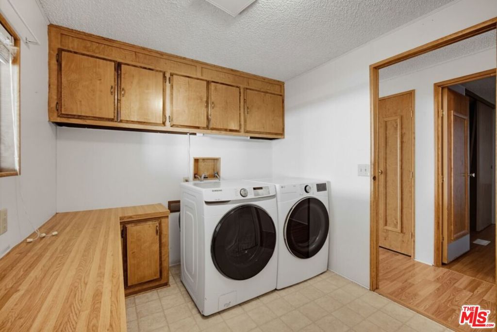 1300 W Menlo Avenue 222 Property Photo 30