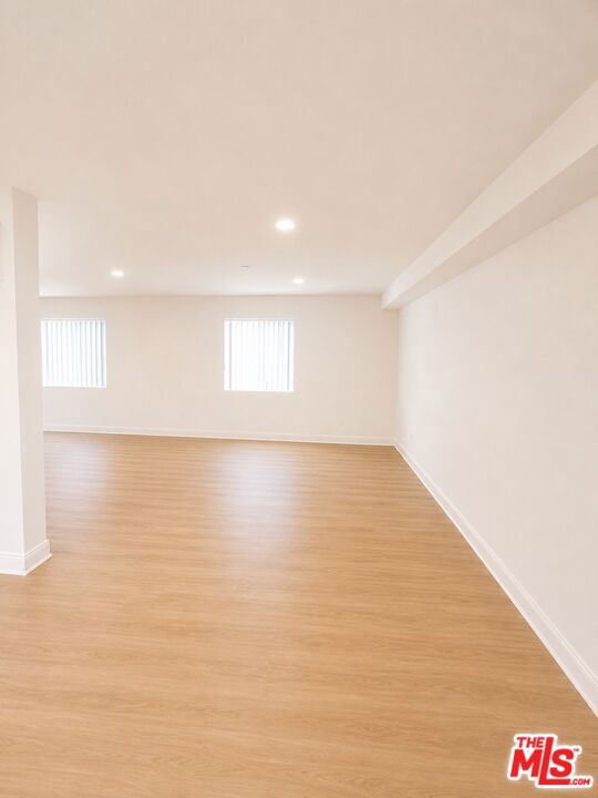 227 E 103rd Street Property Photo 7