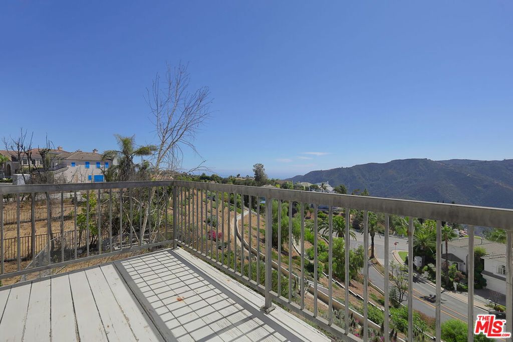 1492 Paseo De Oro Property Photo 28