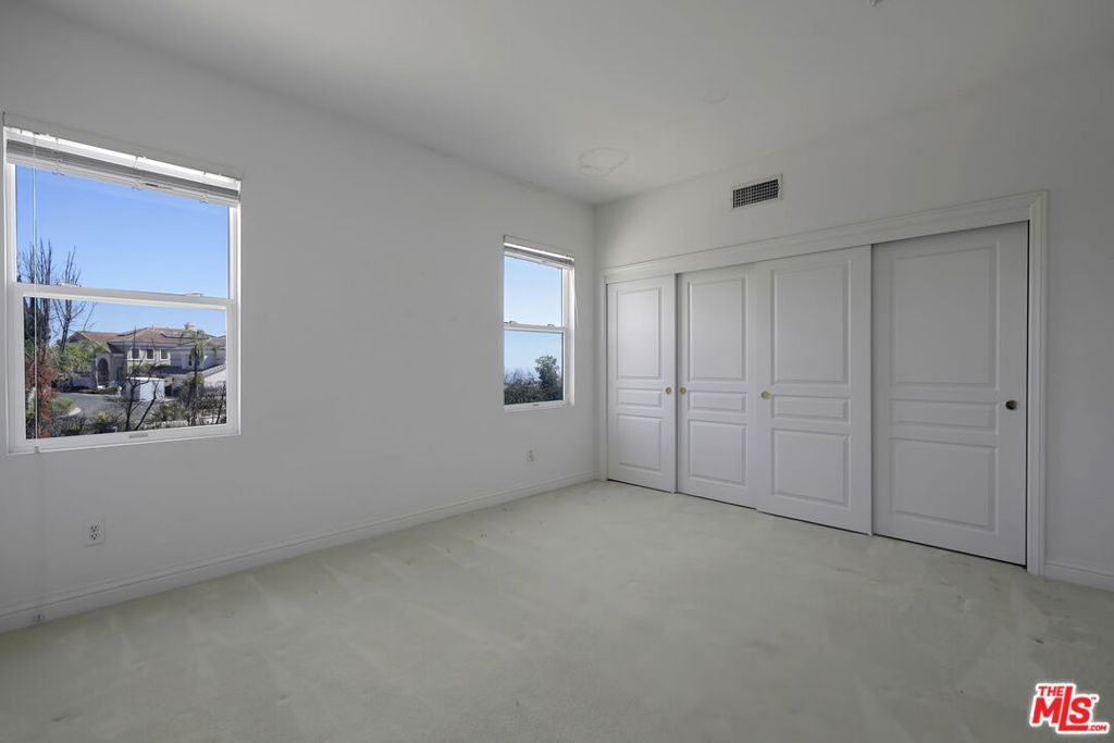 1492 Paseo De Oro Property Photo 37