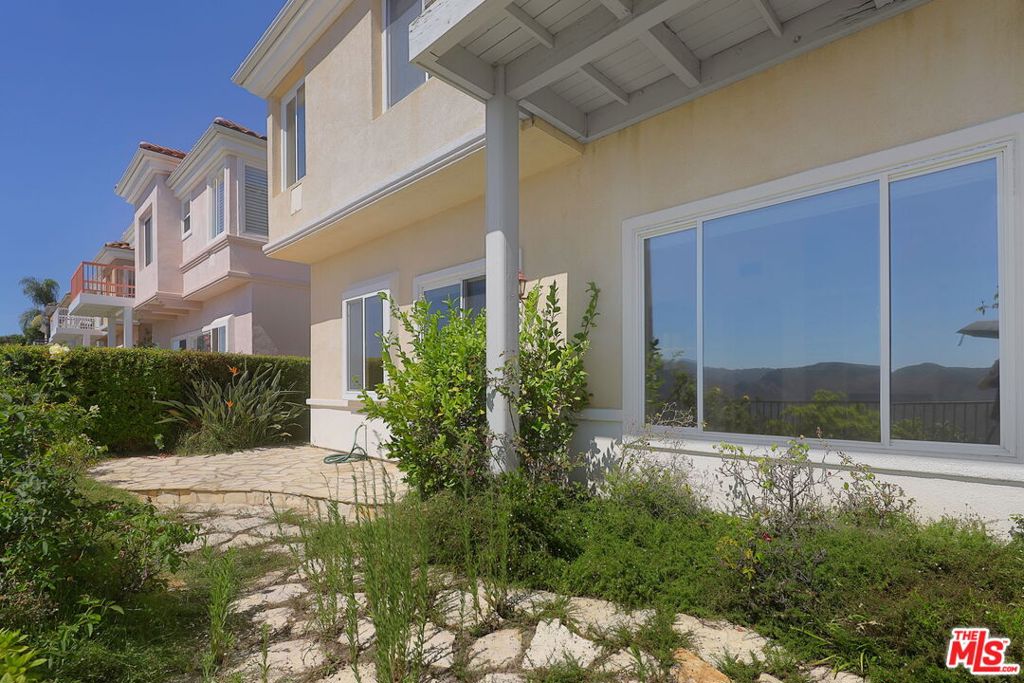 1492 Paseo De Oro Property Photo 43