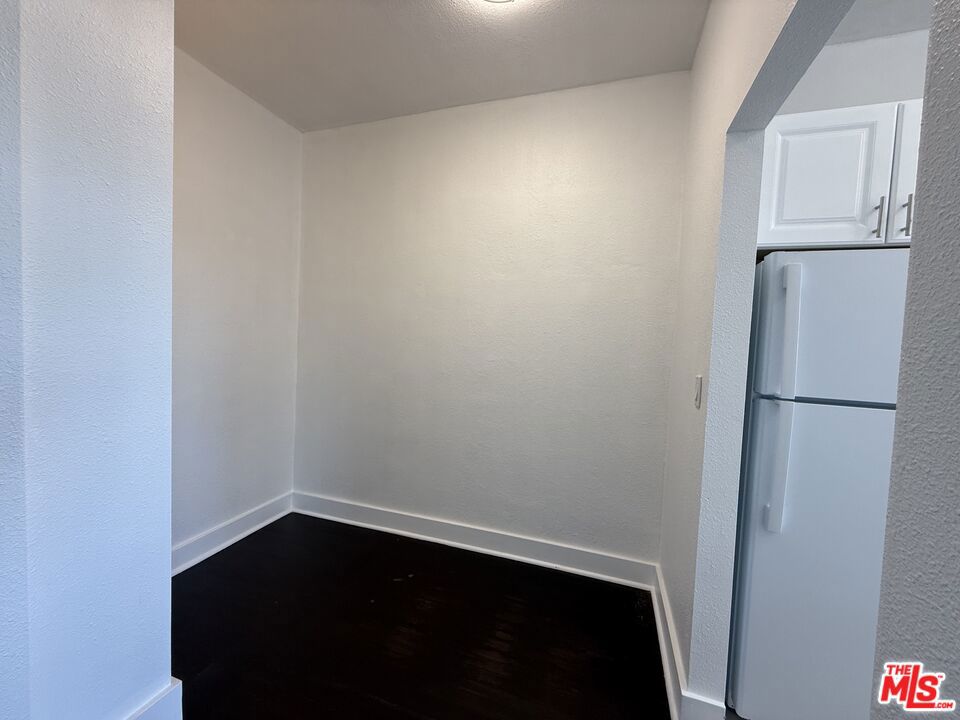 4125 S Figueroa Street 302 Property Photo 9
