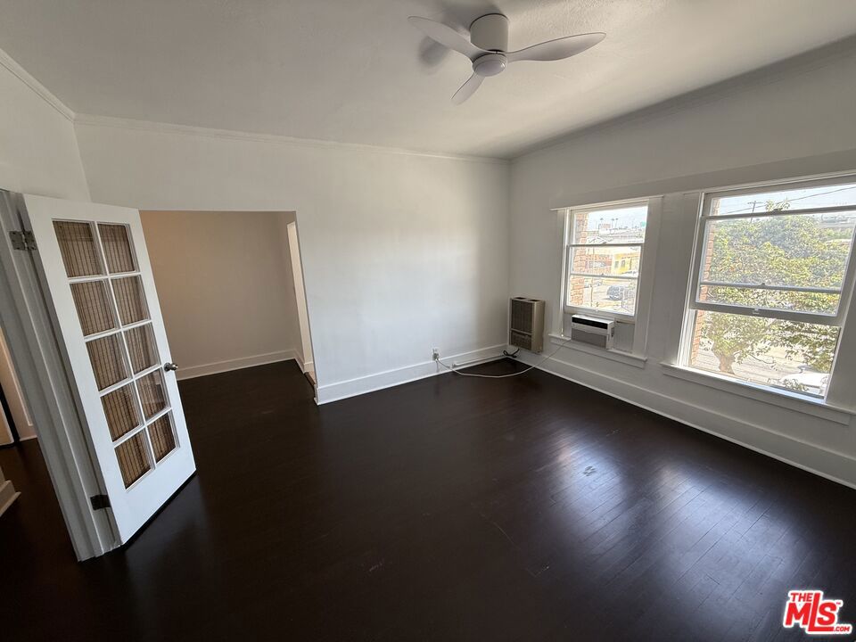 4125 S Figueroa Street 302 Property Photo 14