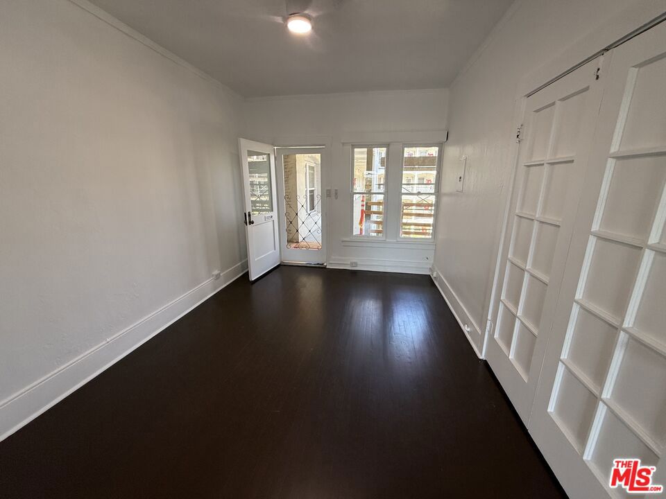 4125 S Figueroa Street 302 Property Photo 15