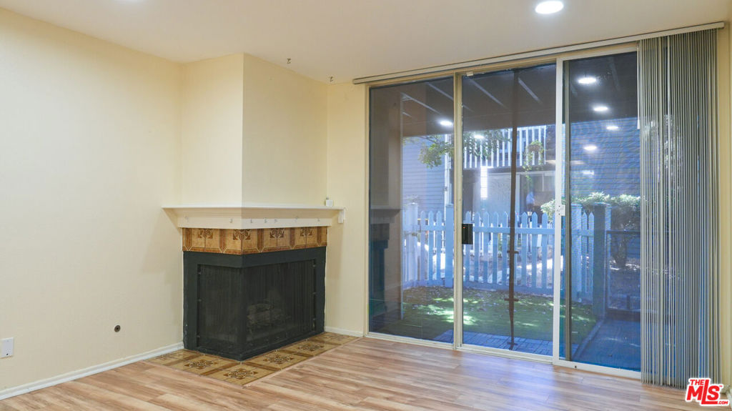 25545 Pine Creek Lane Property Photo 9