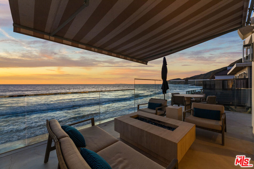 42580 Pacific Coast Hwy Property Photo 3