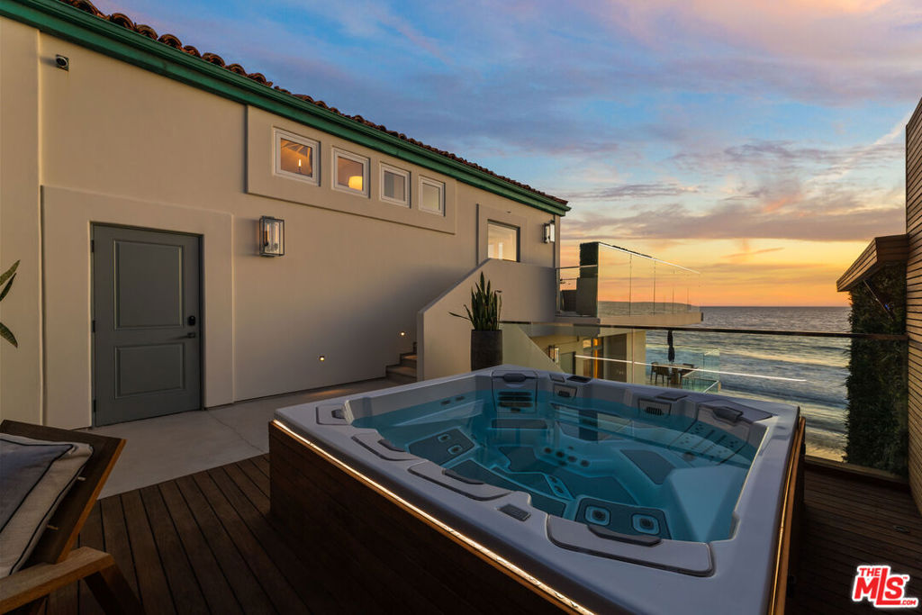 42580 Pacific Coast Hwy Property Photo 4