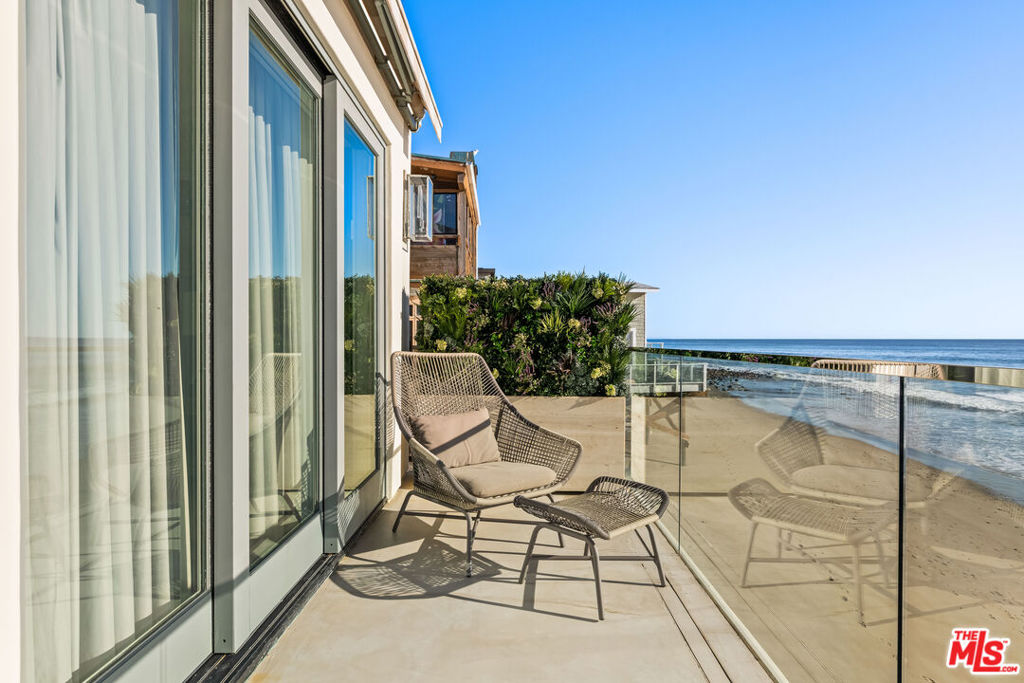 42580 Pacific Coast Hwy Property Photo 13