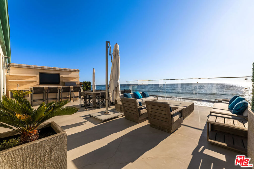 42580 Pacific Coast Hwy Property Photo 14