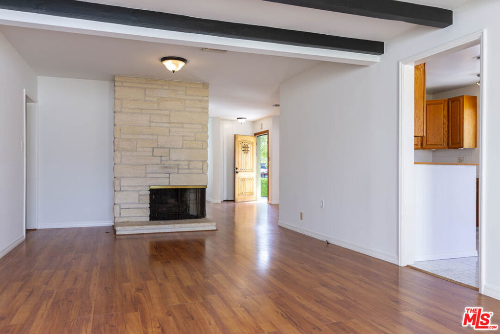 1050 Harvard Street Property Photo 5