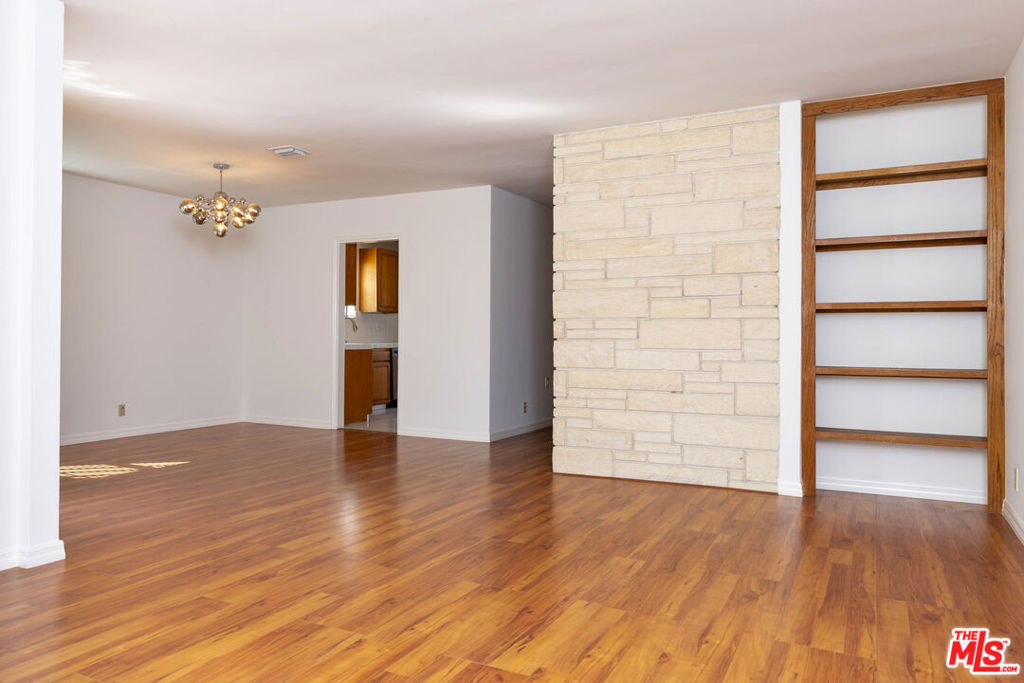 1050 Harvard Street Property Photo 24
