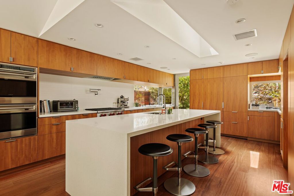 840 Leonard Road Property Photo 1