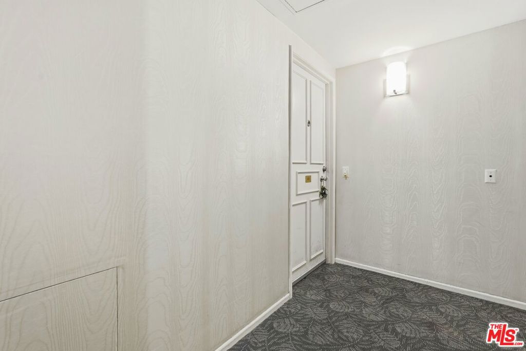 10787 Wilshire Boulevard 402 Property Photo 24