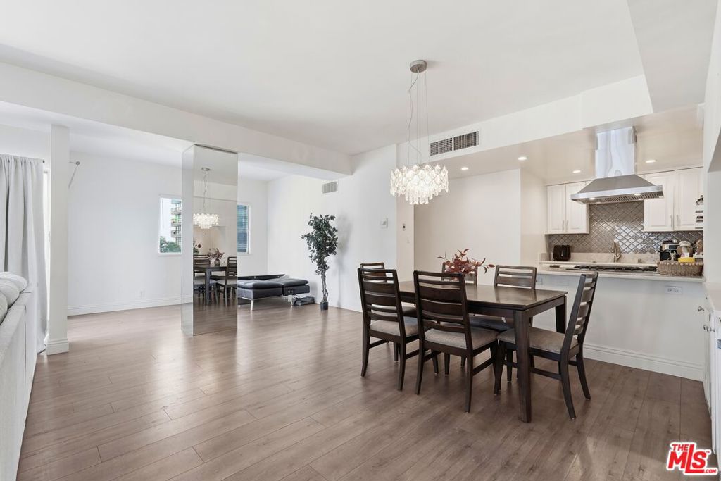 10787 Wilshire Boulevard 402 Property Photo 27