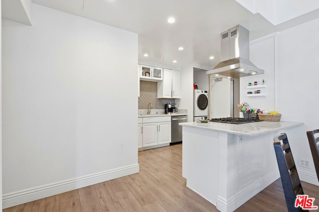 10787 Wilshire Boulevard 402 Property Photo 29