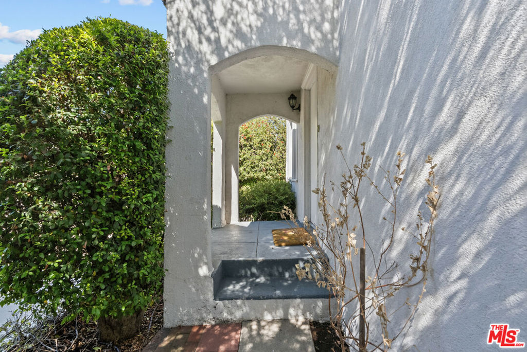 55 W Washington Boulevard Property Photo 12