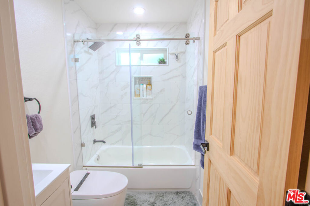 253 Imperial Avenue Property Photo 16