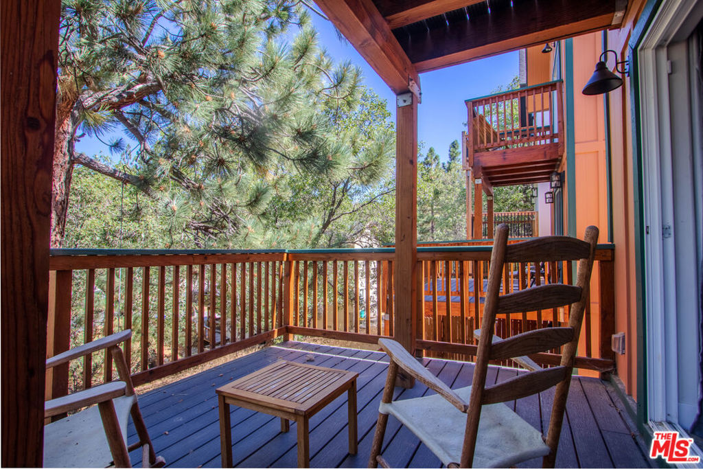 253 Imperial Avenue Property Photo 17