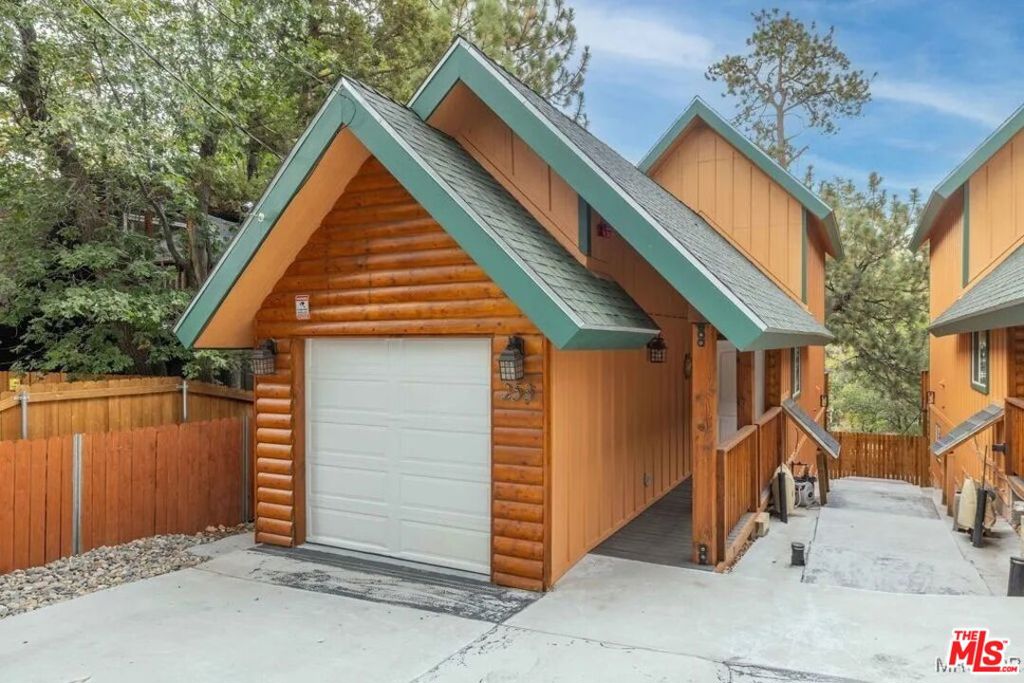 253 Imperial Avenue Property Photo 27