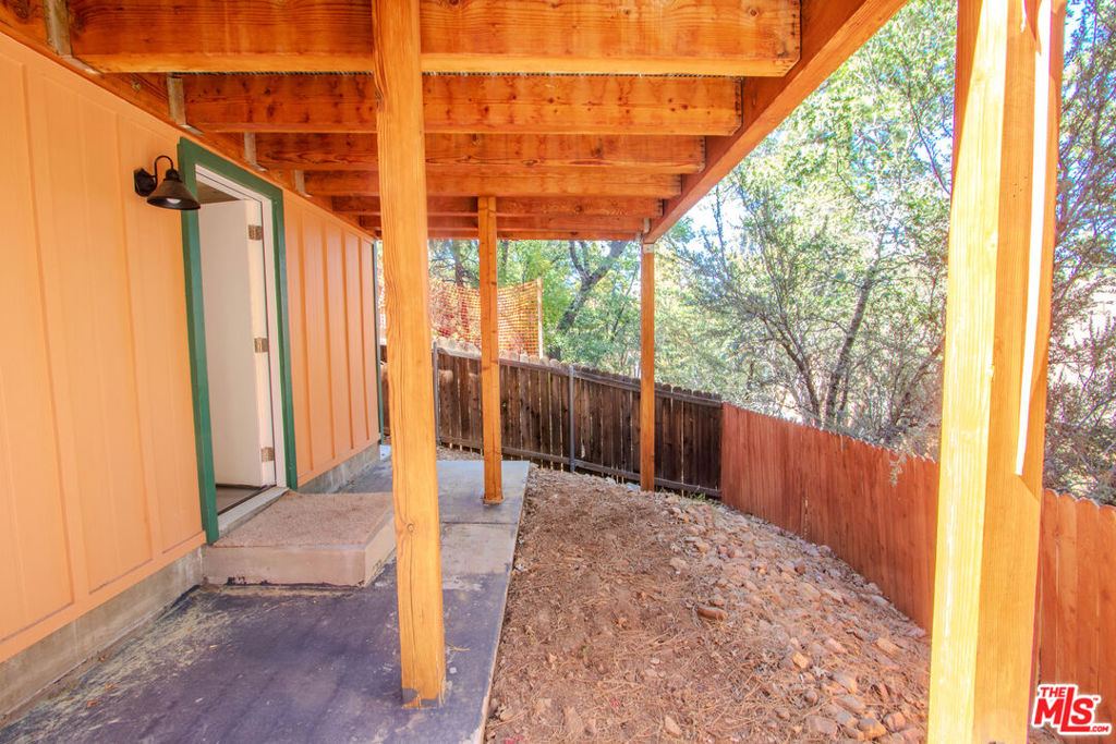 253 Imperial Avenue Property Photo 29