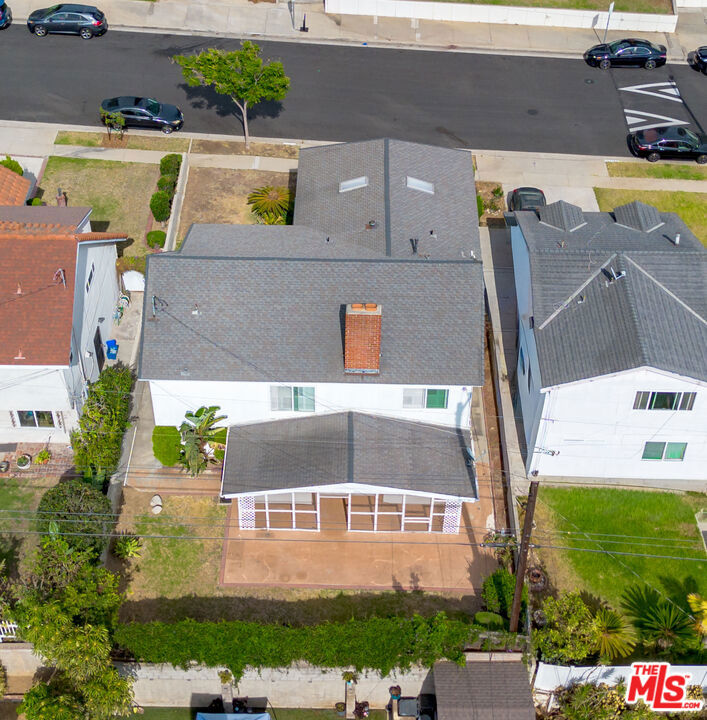 19429 Broadacres Avenue Property Photo 41