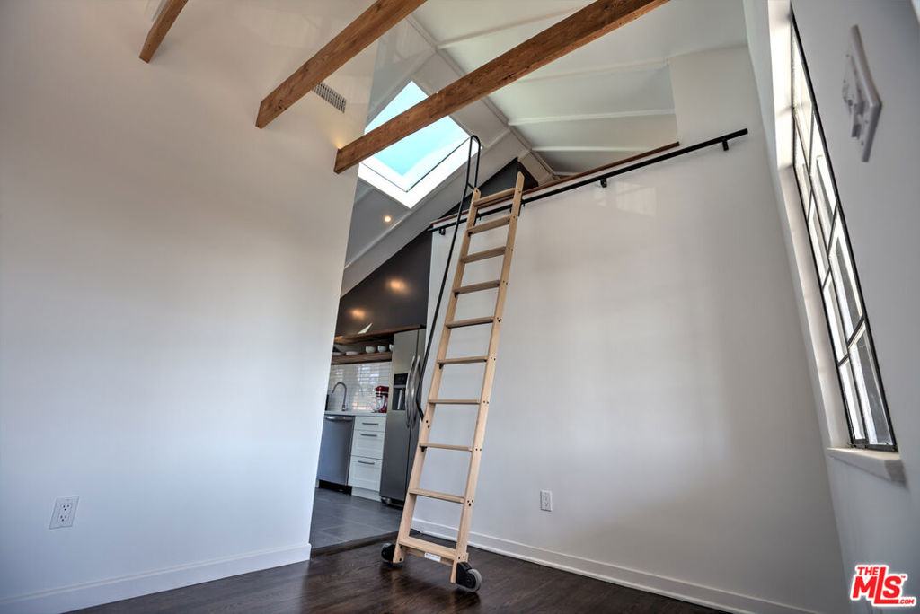 1807 Montana Ave C Property Photo 34