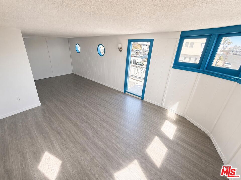 16732 Pacific Coast Highway Property Photo 14