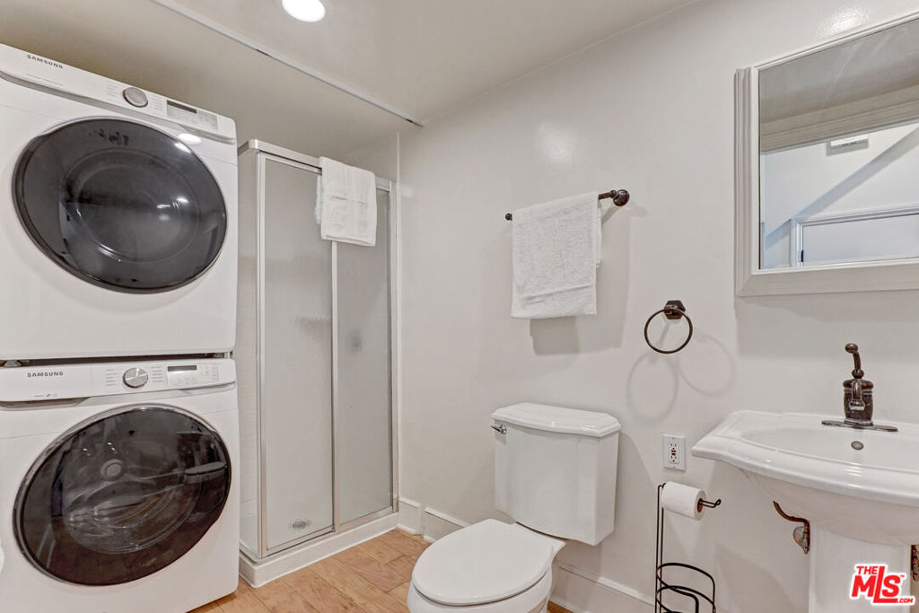 23904 De Ville Way D Property Photo 18