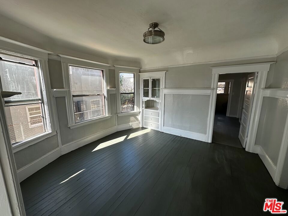 3225 Market Street Property Photo 9