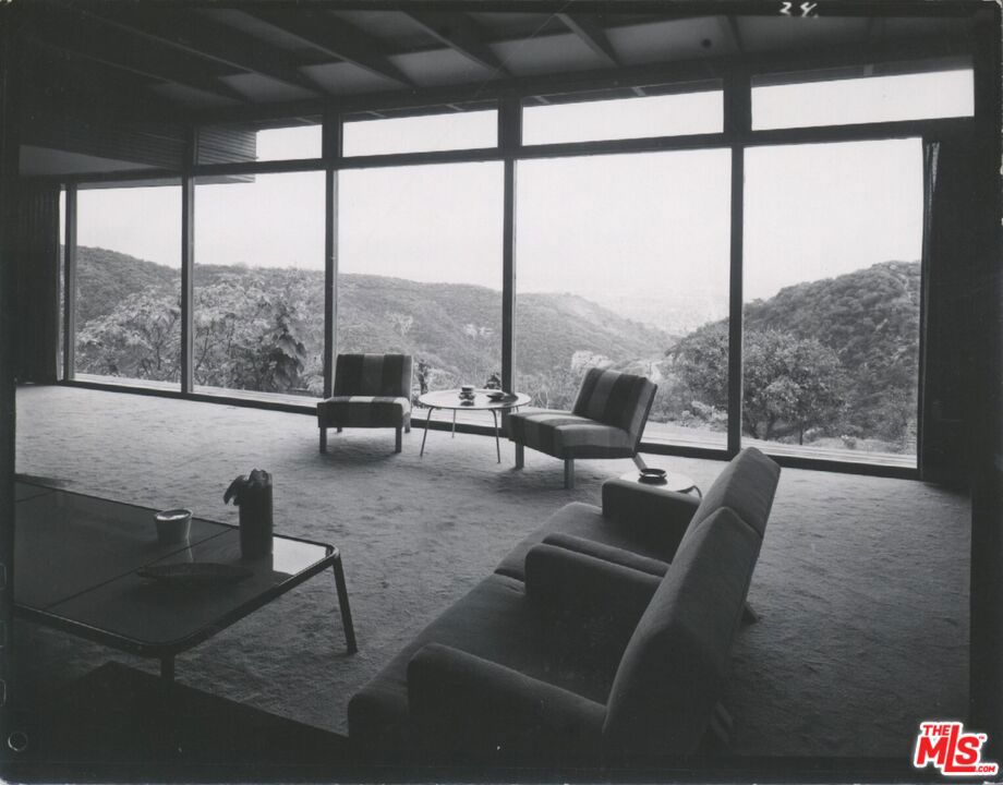 3499 Beverly Glen Boulevard Property Photo 9