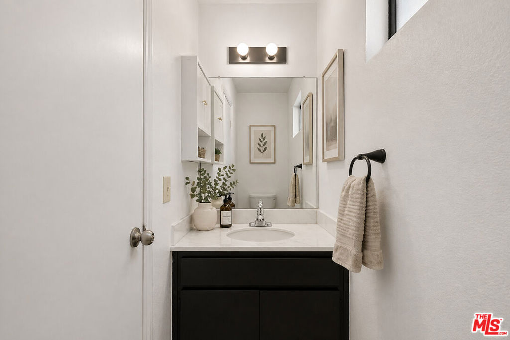 40513 Bay Hill Way Property Photo 11