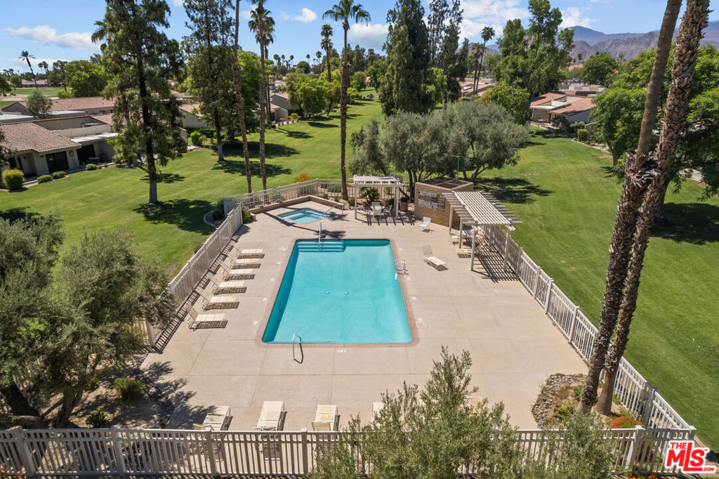 40513 Bay Hill Way Property Photo 17