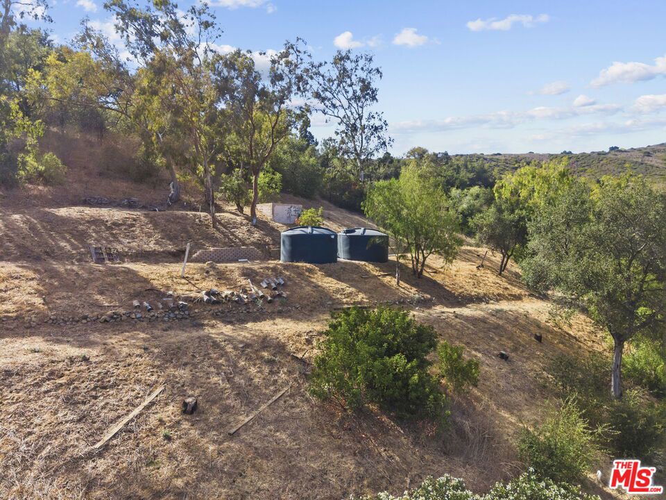 2911 S Foose Road Property Photo 11