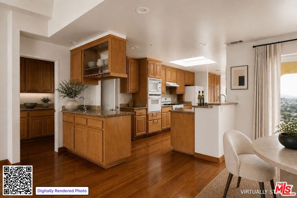 1418 Corona Drive Property Photo 8