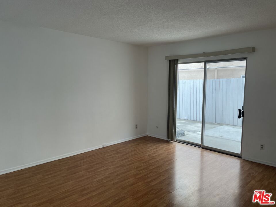 3749 Veteran Avenue Property Photo 6