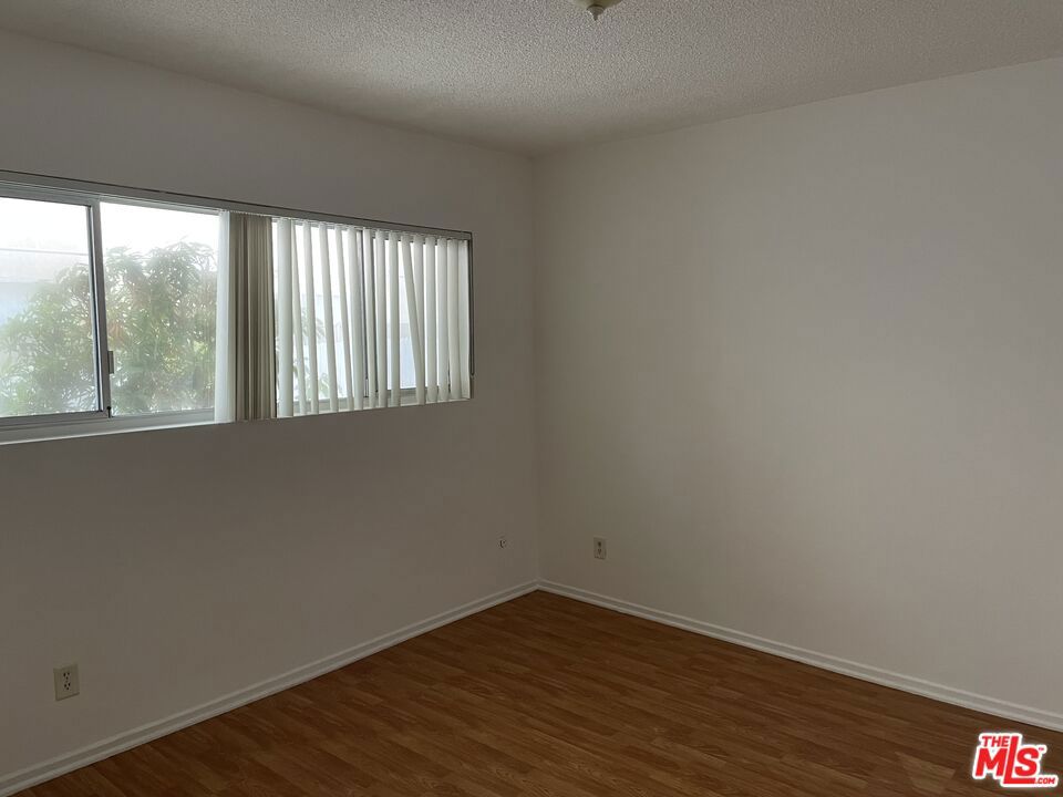 3749 Veteran Avenue Property Photo 11