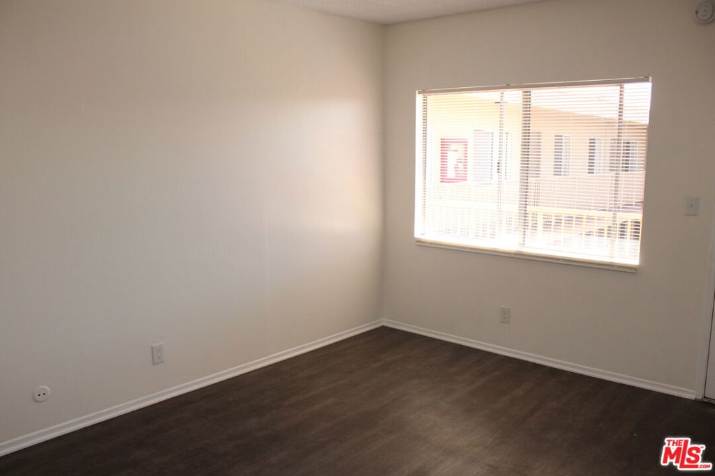 14108 Doty Avenue 31 Property Photo 1