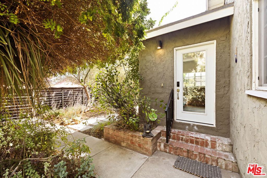 1211 N Avenue 54 Property Photo 3